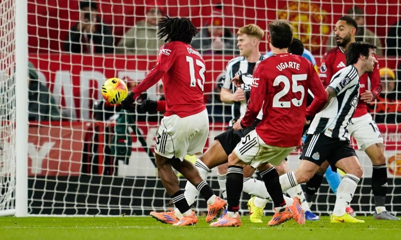 Burnley khó tạo ra được bất ngờ trước Man United