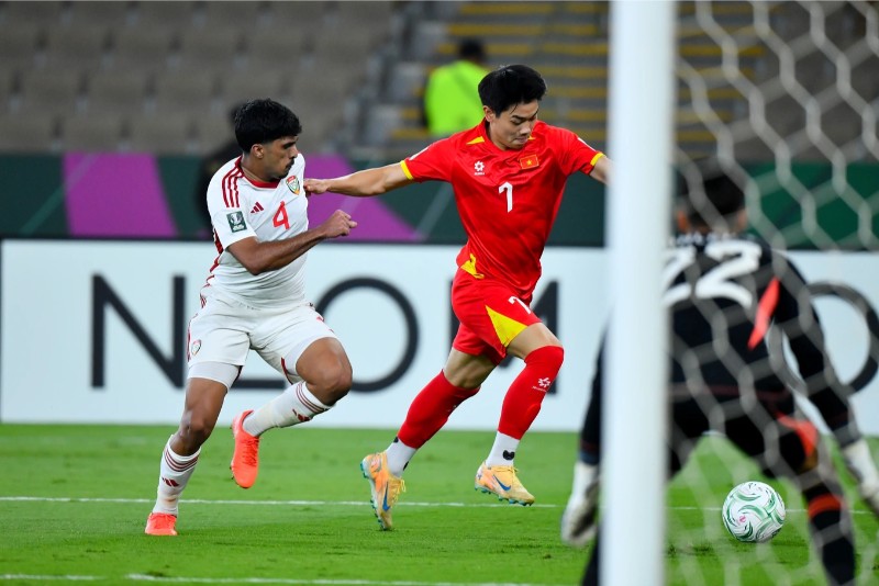 Đình Bắc giúp U23 Việt Nam dẫn 2-1