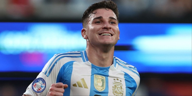 Nhiều ông lớn săn đón Julian Alvarez 3 Arsenal và PSG đều nhắm đến Alvarez